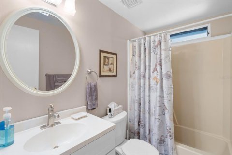 Apartment in North Port, Florida 2 bedrooms, 80.27 sq.m. № 2217243 - photo 18