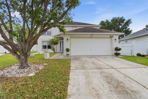 House in Orlando, Florida 4 bedrooms, 206.43 sq.m. № 2142019 - photo 2