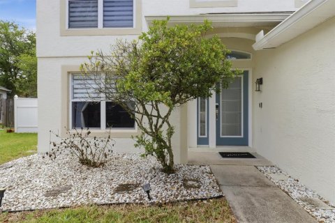 House in Orlando, Florida 4 bedrooms, 206.43 sq.m. № 2142019 - photo 4