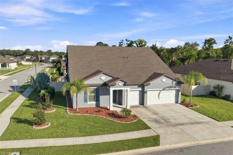 House in Spring Hill, Florida 6 bedrooms, 379.13 sq.m. № 2306567