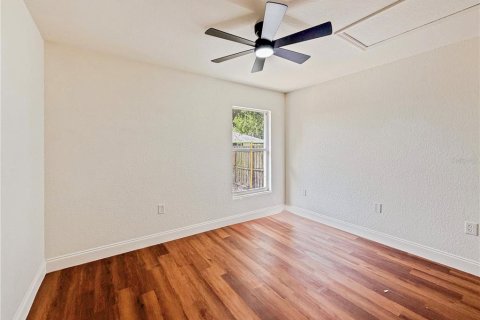 House in Mulberry, Florida 4 bedrooms, 153.85 sq.m. № 2206788 - photo 24