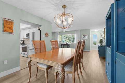 Villa ou maison à vendre à Sarasota, Floride: 2 chambres, 138.05 m2 № 2324011 - photo 20