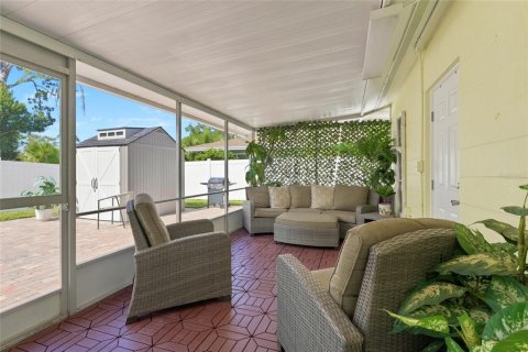 Villa ou maison à vendre à Sarasota, Floride: 2 chambres, 138.05 m2 № 2324011 - photo 10
