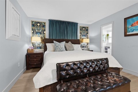 Villa ou maison à vendre à Sarasota, Floride: 2 chambres, 138.05 m2 № 2324011 - photo 7