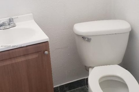 Снять в аренду кондоминиум в Хомстед, Флорида 2 спальни, 99.87м2, № 1991172 - фото 14