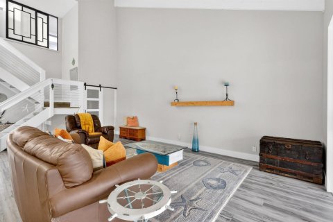Touwnhouse à vendre à Boynton Beach, Floride: 3 chambres, 167.87 m2 № 2256421 - photo 10