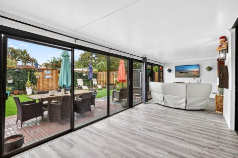 Touwnhouse à vendre à Boynton Beach, Floride: 3 chambres, 167.87 m2 № 2256421 - photo 29