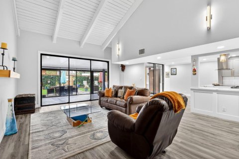 Touwnhouse à vendre à Boynton Beach, Floride: 3 chambres, 167.87 m2 № 2256421 - photo 9