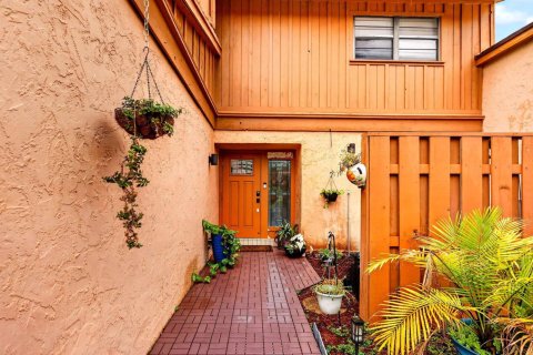 Touwnhouse à vendre à Boynton Beach, Floride: 3 chambres, 167.87 m2 № 2256421 - photo 3