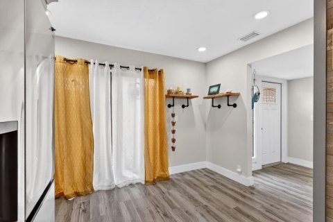 Touwnhouse à vendre à Boynton Beach, Floride: 3 chambres, 167.87 m2 № 2256421 - photo 26
