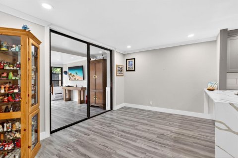 Touwnhouse à vendre à Boynton Beach, Floride: 3 chambres, 167.87 m2 № 2256421 - photo 13