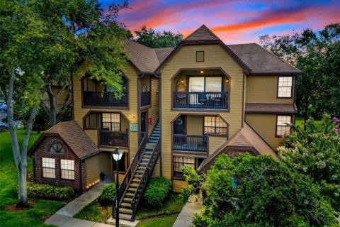 Condominio en venta en Altamonte Springs, Florida, 1 dormitorio, 59.83 m2 № 1834613 - foto 1