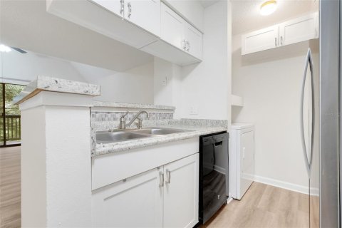 Condominio en venta en Altamonte Springs, Florida, 1 dormitorio, 59.83 m2 № 1834613 - foto 13