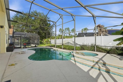 Casa en venta en Kissimmee, Florida, 5 dormitorios, 248.7 m2 № 2321755 - foto 30
