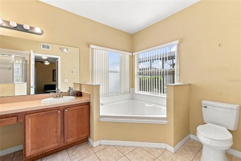 Casa en venta en Kissimmee, Florida, 5 dormitorios, 248.7 m2 № 2321755 - foto 17
