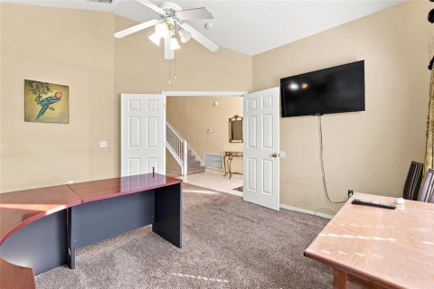 Casa en venta en Kissimmee, Florida, 5 dormitorios, 248.7 m2 № 2321755 - foto 13