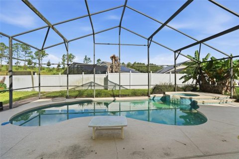 Casa en venta en Kissimmee, Florida, 5 dormitorios, 248.7 m2 № 2321755 - foto 29