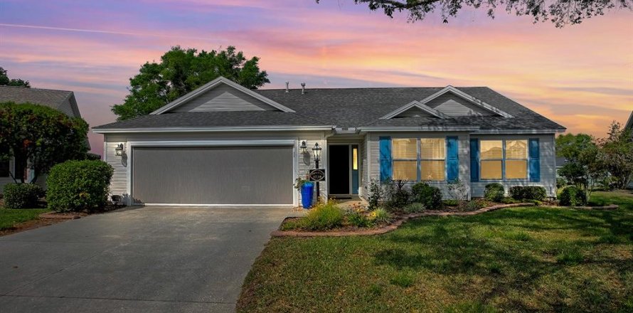 Casa en The Villages, Florida 3 dormitorios, 138.98 m2 № 1886867