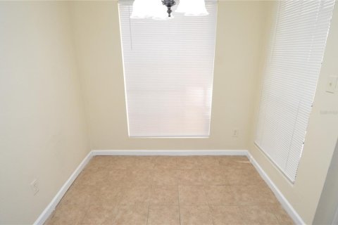 Condo in Tampa, Florida, 1 bedroom  № 1903934 - photo 11