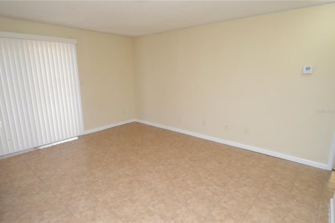 Condo in Tampa, Florida, 1 bedroom  № 1903934 - photo 18