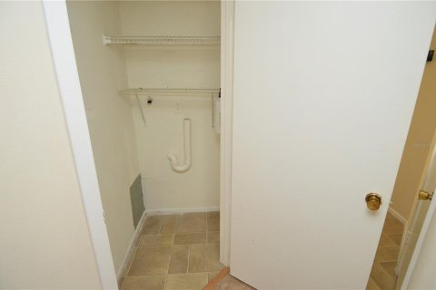 Condo in Tampa, Florida, 1 bedroom  № 1903934 - photo 3