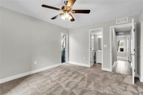 Copropriété à vendre à Tampa, Floride: 2 chambres, 100.06 m2 № 1511074 - photo 21