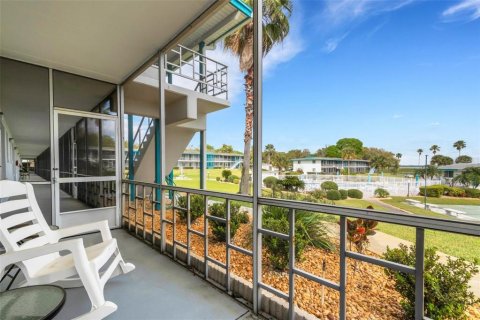 Condominio en venta en Lakeland, Florida, 2 dormitorios, 75.81 m2 № 1910595 - foto 3