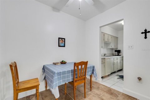 Condominio en venta en Lakeland, Florida, 2 dormitorios, 75.81 m2 № 1910595 - foto 13