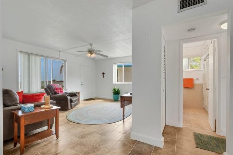Condominio en venta en Lakeland, Florida, 2 dormitorios, 75.81 m2 № 1910595 - foto 17