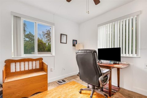 Condominio en venta en Lakeland, Florida, 2 dormitorios, 75.81 m2 № 1910595 - foto 24