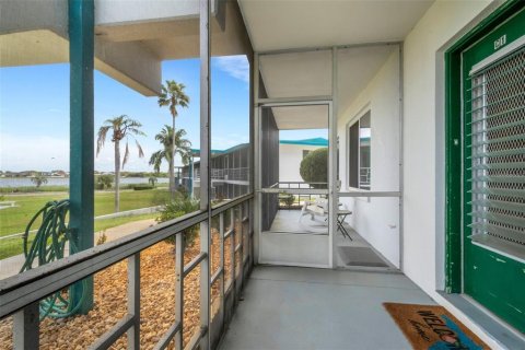 Condominio en venta en Lakeland, Florida, 2 dormitorios, 75.81 m2 № 1910595 - foto 5