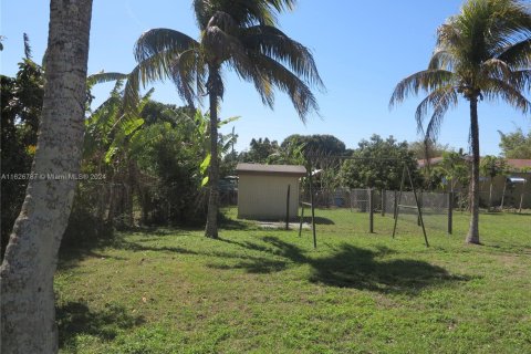 Casa en venta en Homestead, Florida, 1 dormitorio, 76.55 m2 № 2037647 - foto 2