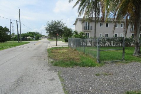 Casa en venta en Homestead, Florida, 1 dormitorio, 76.55 m2 № 2037647 - foto 7