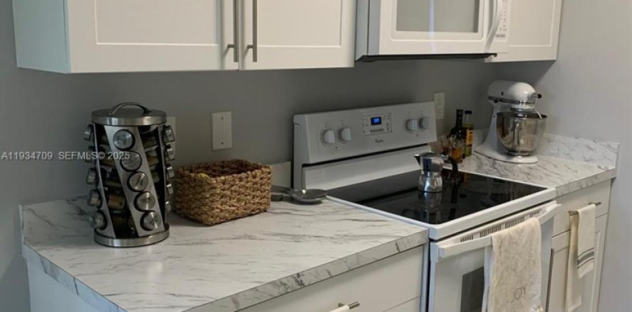 Condo à Sunrise, Floride, 1 chambre  № 1993095