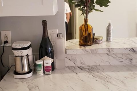 Copropriété à louer à Sunrise, Floride: 1 chambre, 70.05 m2 № 1993095 - photo 6