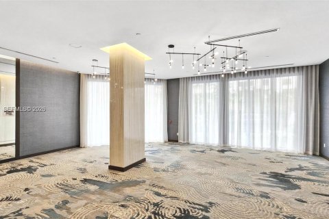 Condo in Bal Harbour, Florida, 2 bedrooms  № 2086598 - photo 28