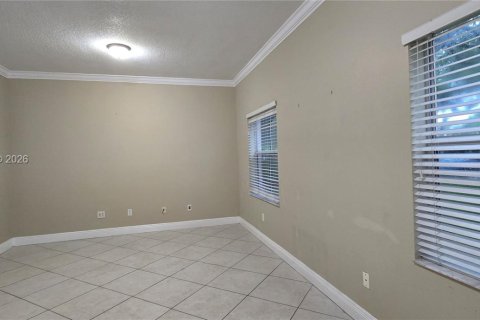 Touwnhouse à louer à Dania Beach, Floride: 3 chambres, 129.69 m2 № 2360228 - photo 3