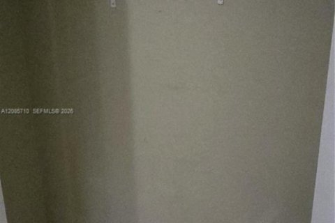 Touwnhouse à louer à Dania Beach, Floride: 3 chambres, 129.69 m2 № 2360228 - photo 10