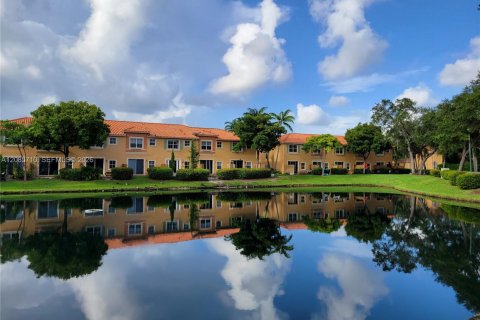 Touwnhouse à louer à Dania Beach, Floride: 3 chambres, 129.69 m2 № 2360228 - photo 21