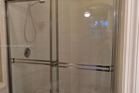Touwnhouse à louer à Dania Beach, Floride: 3 chambres, 129.69 m2 № 2360228 - photo 6