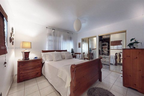 Купить кондоминиум в Майами, Флорида 1 спальня, 91.04м2, № 1988926 - фото 17