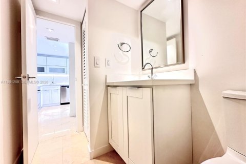 Condominio en alquiler en Aventura, Florida, 1 dormitorio, 68.84 m2 № 2052369 - foto 7