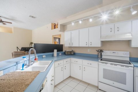 Villa ou maison à vendre à Spring Hill, Floride: 4 chambres, 193.98 m2 № 1822967 - photo 10