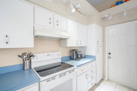 Villa ou maison à vendre à Spring Hill, Floride: 4 chambres, 193.98 m2 № 1822967 - photo 11
