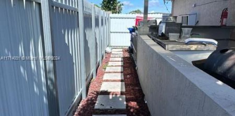 Casa en Fort Lauderdale, Florida 3 dormitorios, 178 m2 № 1466623