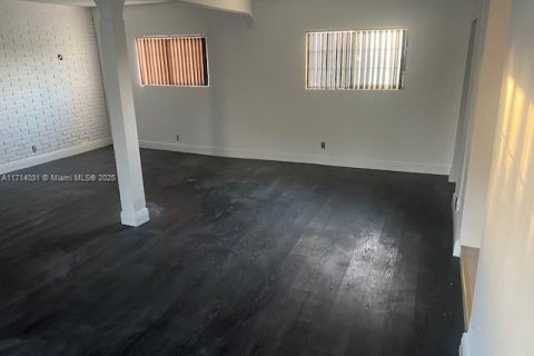 Casa en venta en Fort Lauderdale, Florida, 3 dormitorios, 178 m2 № 1466623 - foto 19