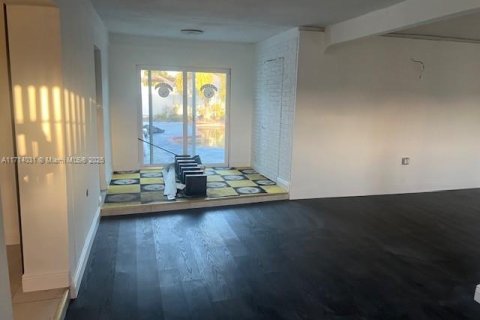 Casa en venta en Fort Lauderdale, Florida, 3 dormitorios, 178 m2 № 1466623 - foto 3