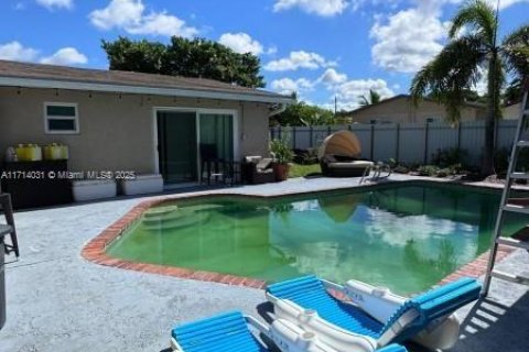 Casa en venta en Fort Lauderdale, Florida, 3 dormitorios, 178 m2 № 1466623 - foto 24