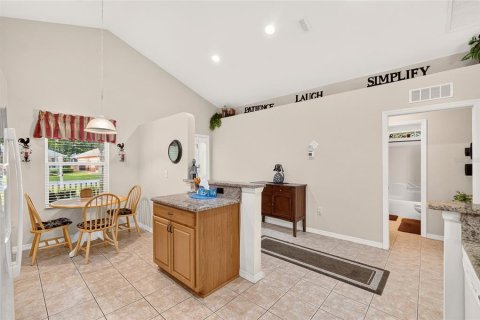 Villa ou maison à vendre à Ocala, Floride: 2 chambres, 150.32 m2 № 2395536 - photo 11
