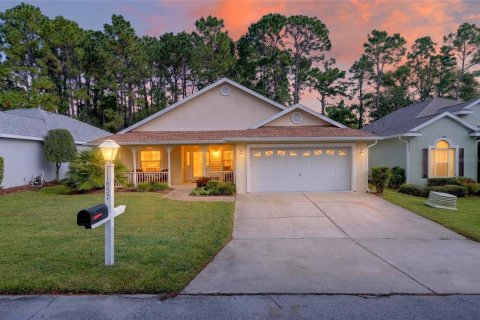 Villa ou maison à Ocala, Floride 2 chambres, 150.32 m2 № 2395536
